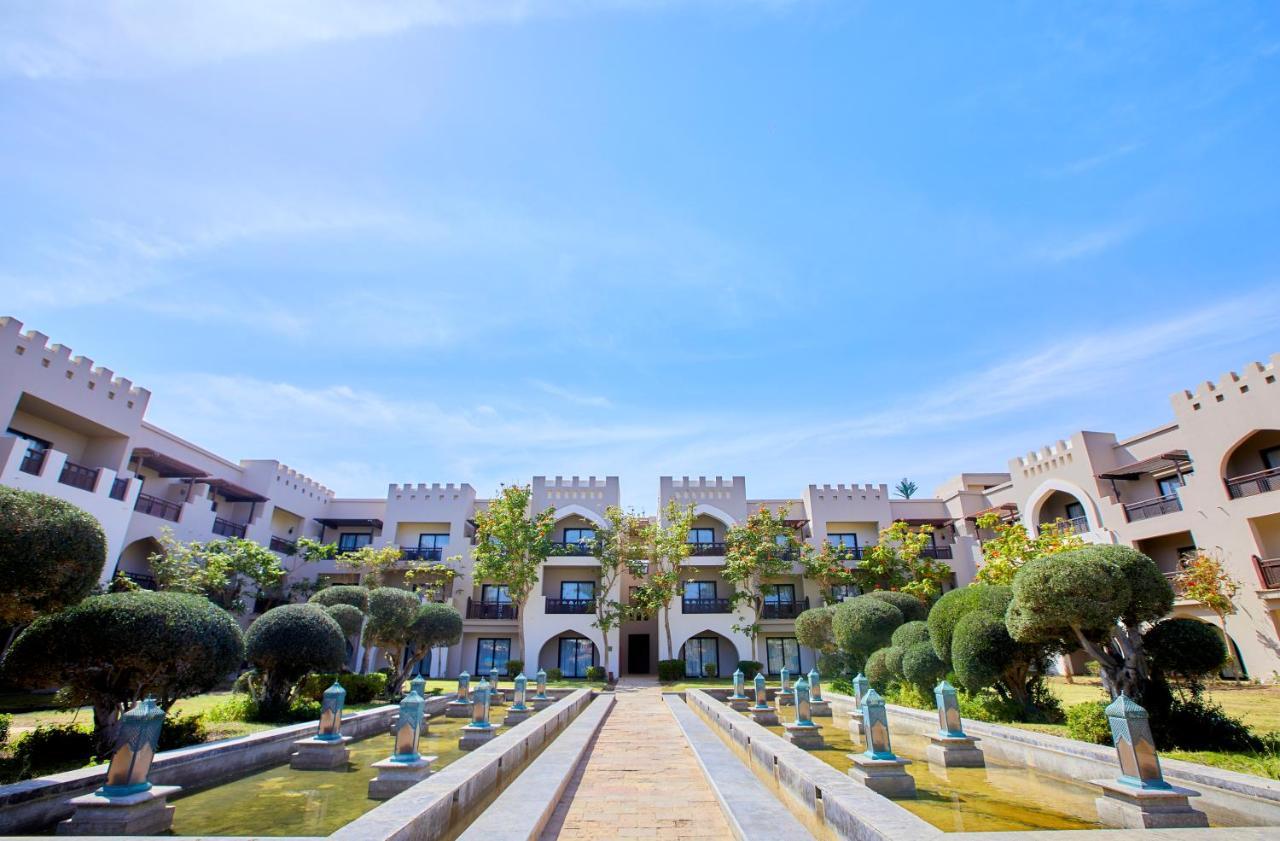 Pickalbatros Sands Port Ghalib Hotel Exterior photo