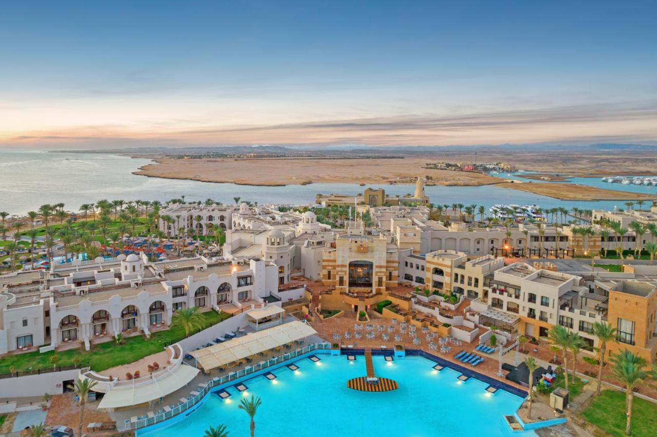 Pickalbatros Sands Port Ghalib Hotel Exterior photo